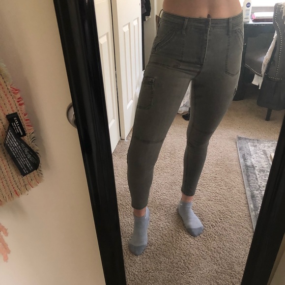 grey cargo skinny jeans